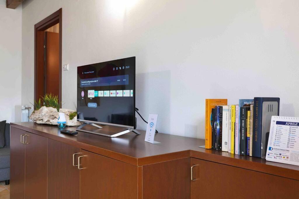 Borgo Di Terzo Bifocale In Centro Storico Check In 24H Fast Wi-Fi Bus 500M Apartment Luaran gambar